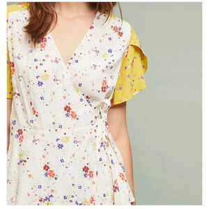 ANTHROPOLOGIE MEADOW RUE BON VOYAGE WRAP TOP CREAM YELLOW FLORAL BLOUSE Size 2